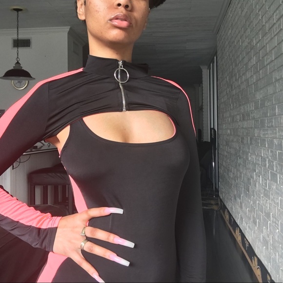 🙅🏻‍♀️SOLD OUT Watermelon 🍉 Stripe 2 Piece Dress - Picture 5 of 7